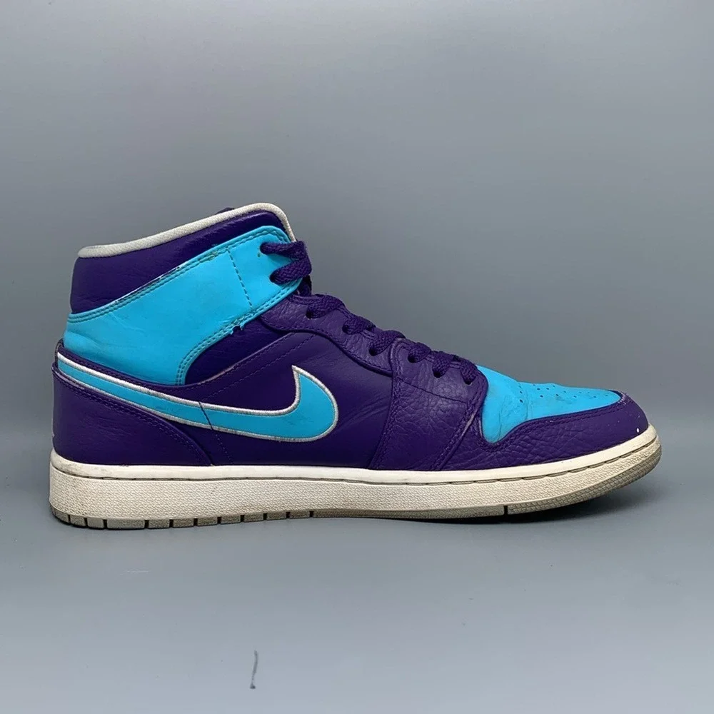 Jordan 1 Mid Hornets Purple Blue Basketball Shoes 554724-507 Men's Sz 11.5‎